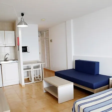 Apartment Wi-ki-woo *